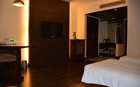 Hotel Heritage Inn